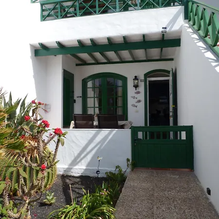 Lanzarote House 1 *
